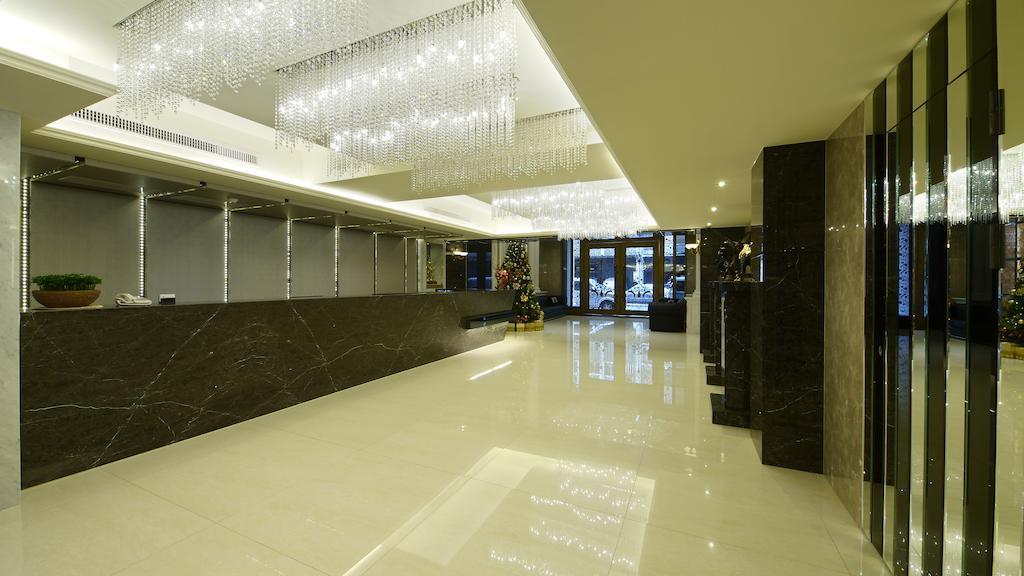 Harmonious Hotel Kaohsiung Extérieur photo