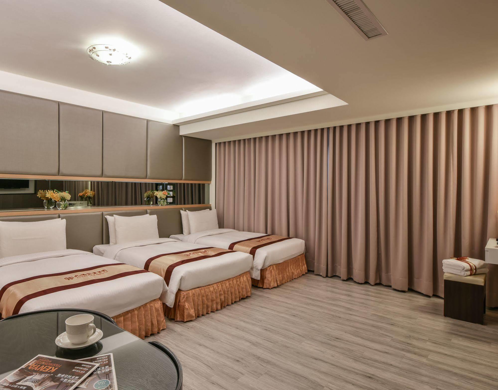 Harmonious Hotel Kaohsiung Extérieur photo