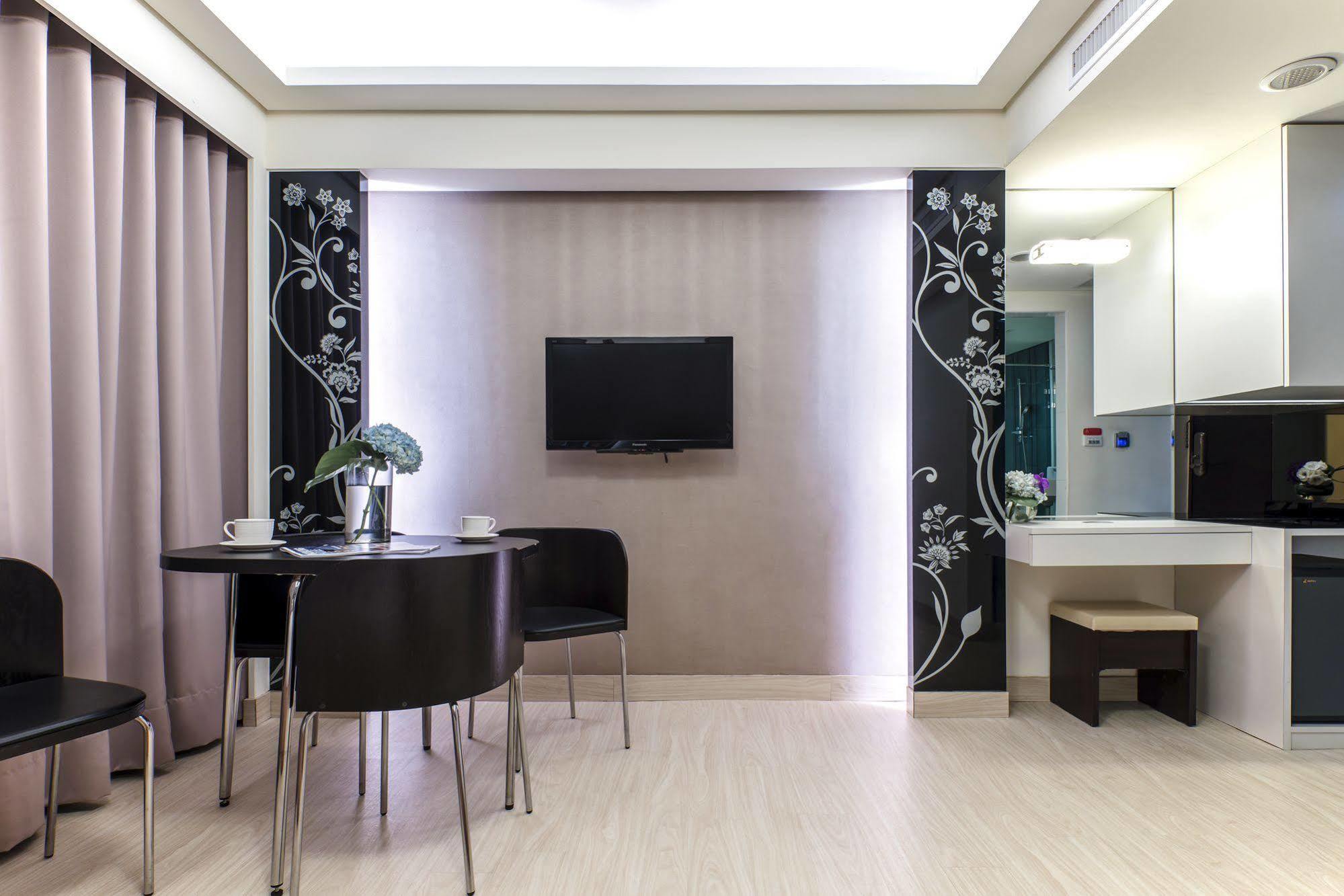 Harmonious Hotel Kaohsiung Extérieur photo